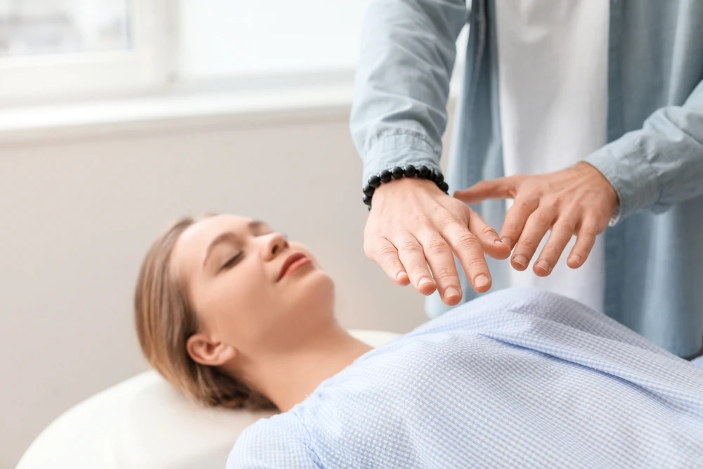 Hipnoz Güvenli mi? Bilimsel Araştırmalar ve Yanlış Bilinenler